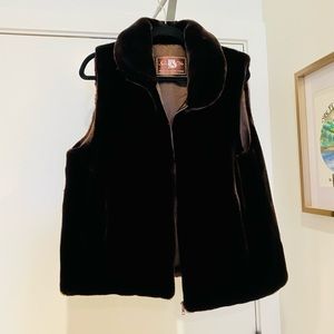 Women’s Fur Vest NEVER WORN